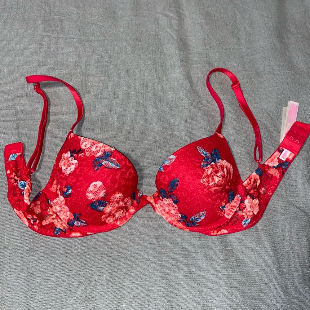VS Bra